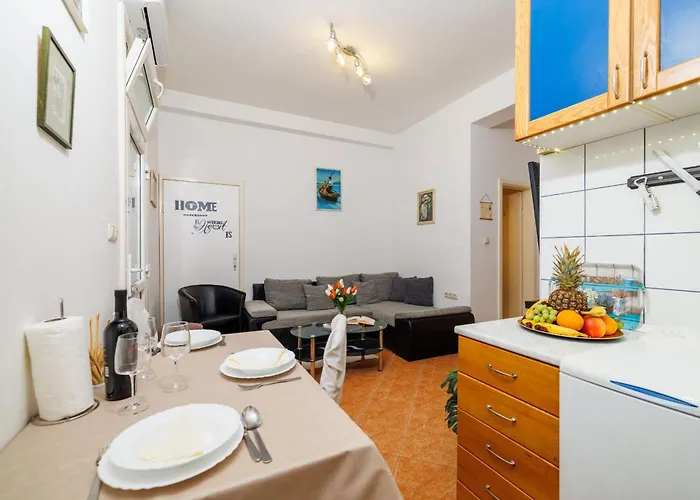 Vlatka Grof 아파트 *